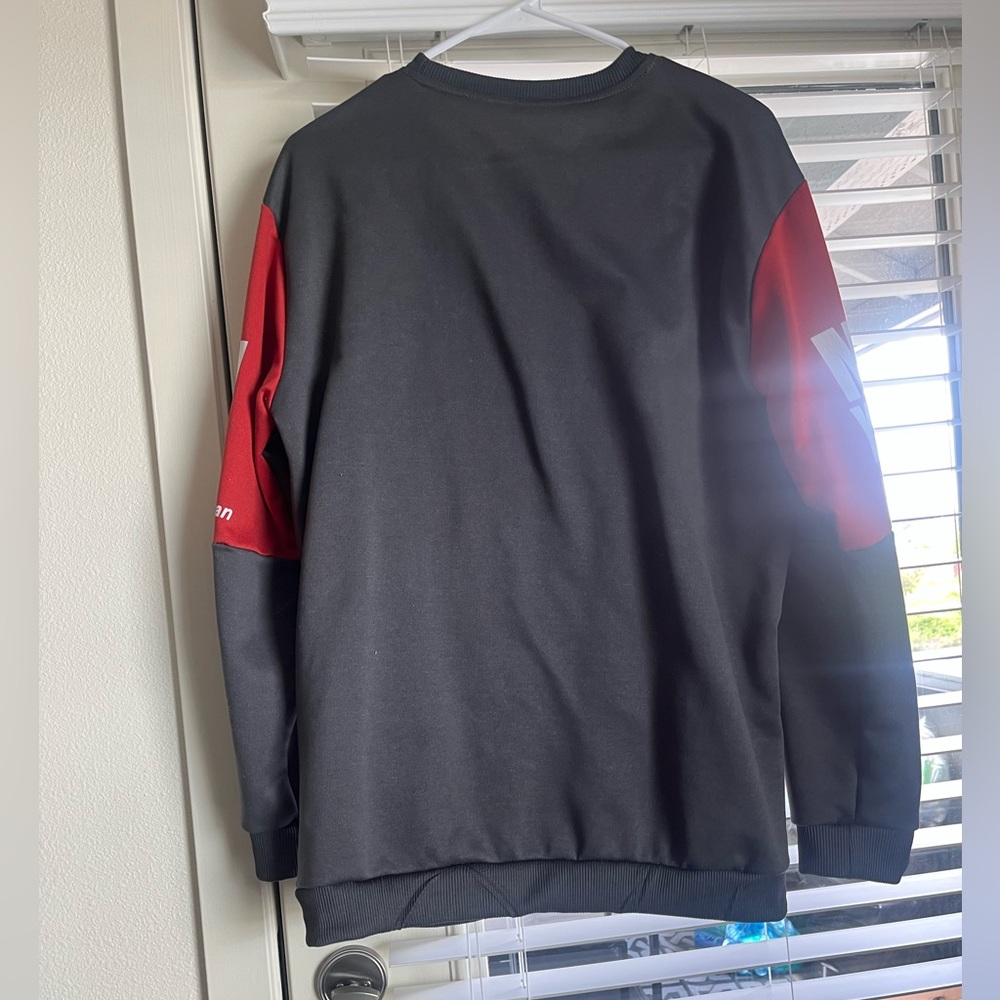 Sweater - Picture 3 of 4